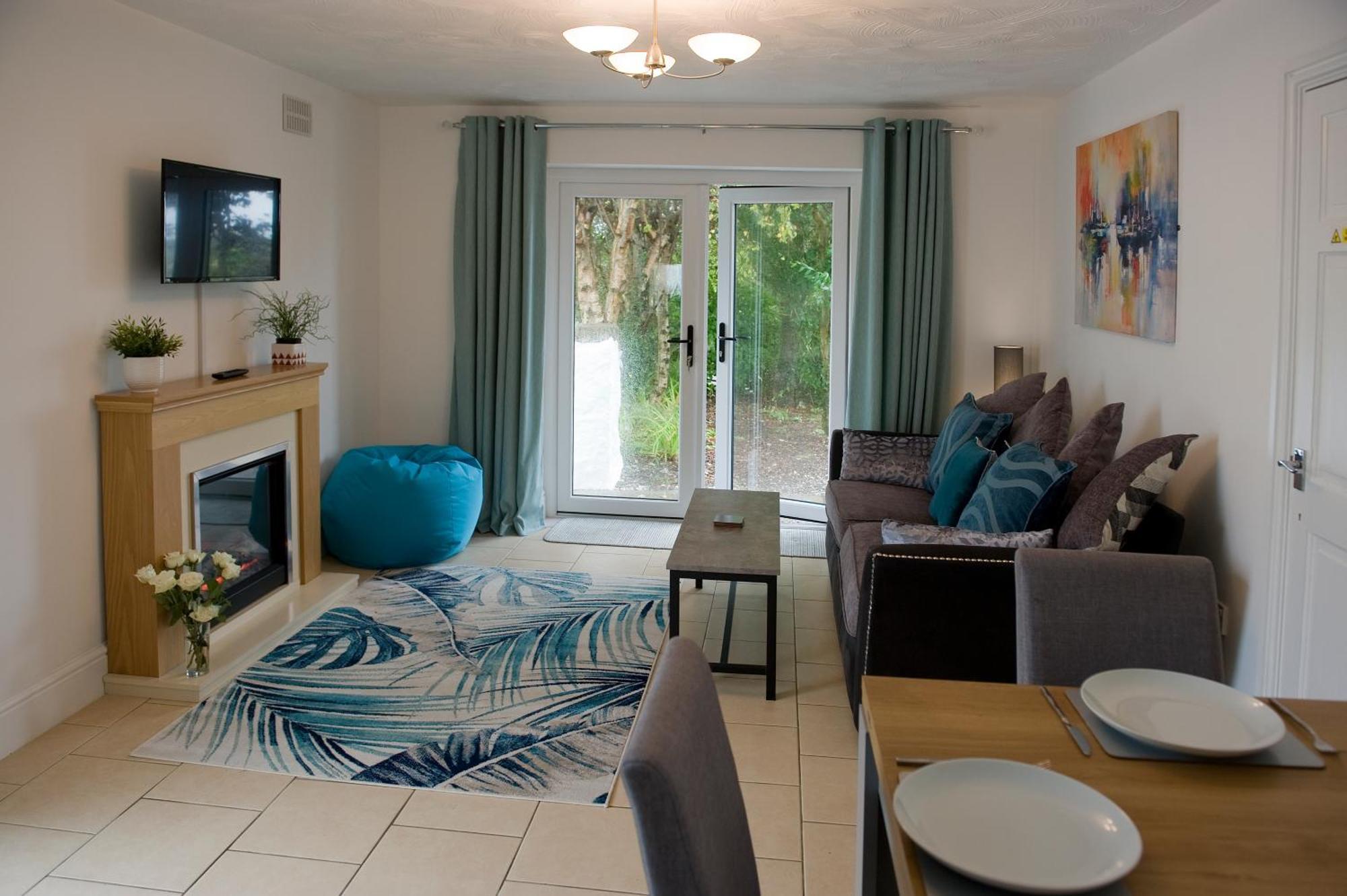 Mountain View Apartment - Short Drive To Beaches Bryngwran Екстер'єр фото